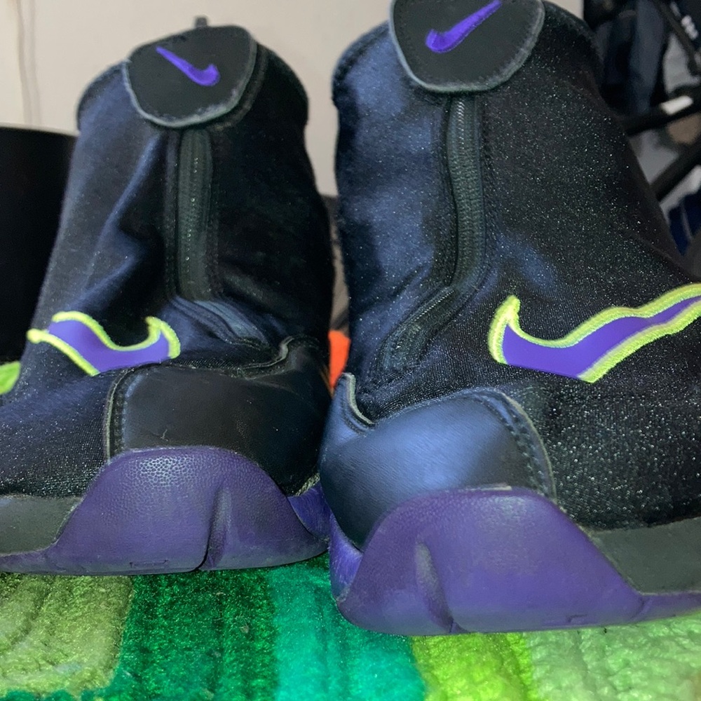 Shoes ( will except trades ..)